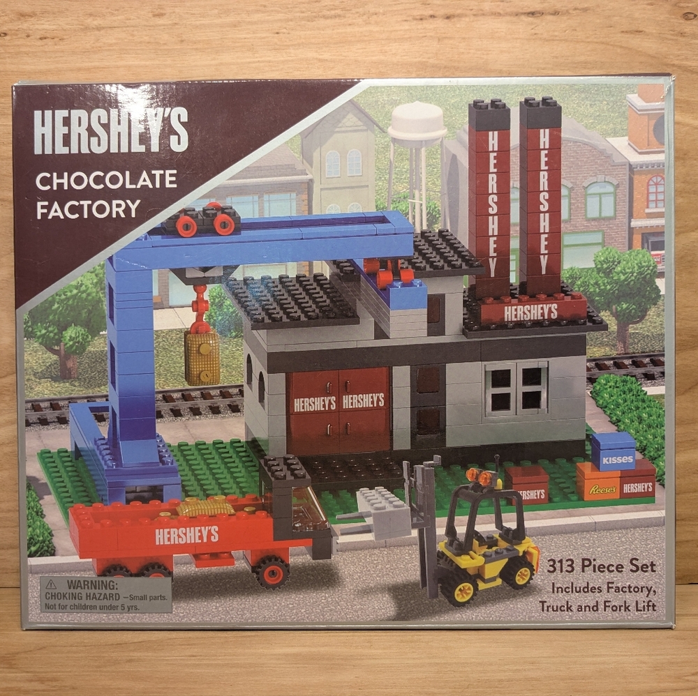 Hershey's Chocolate Factory 313 Piece Brick Set With Original Box & Instructions